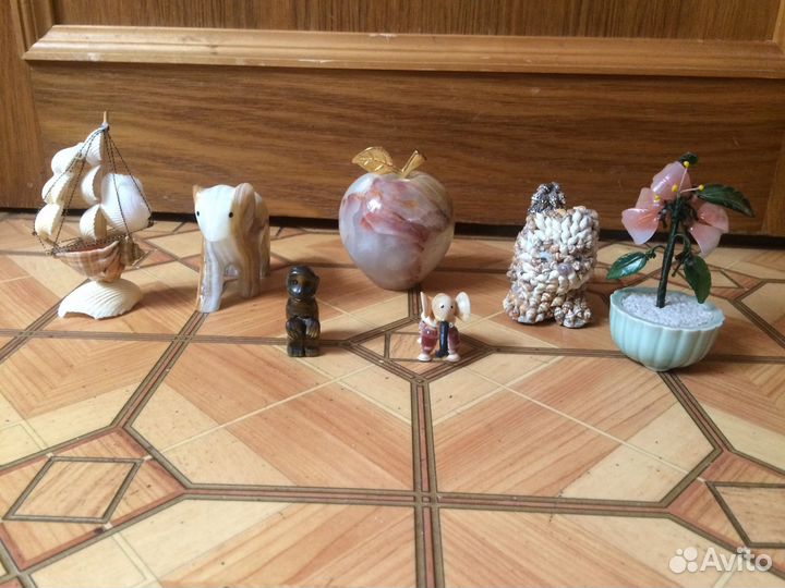 Сувениры из камней и ракушек