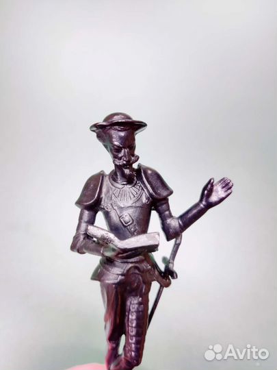 Каслинское литье фигурка