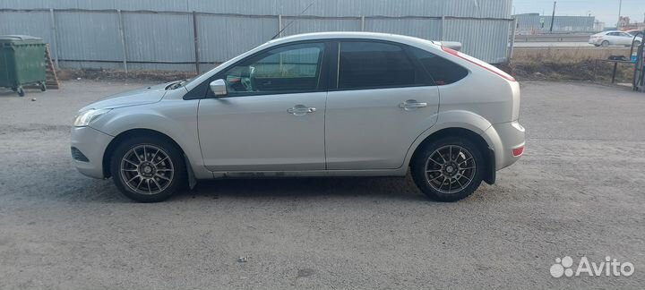 Ford Focus 2.0 AT, 2010, 299 000 км