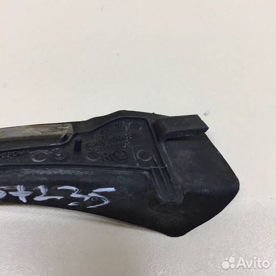 Накладка лобового стекла Skoda Rapid 2012-2020