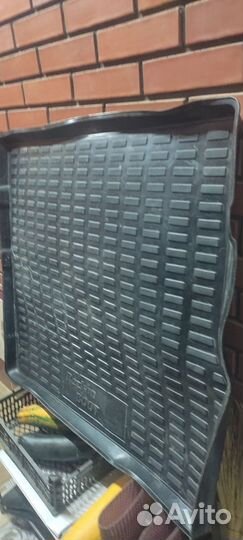 Коврик багажника веста кросс