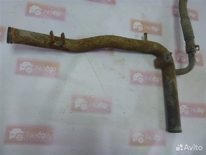 Патрубок системы охлаждения Mitsubishi Lancer CS1A