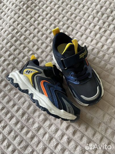Кроссовки для мальчика