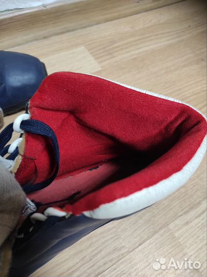 Лыжные ботинки