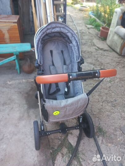 Прогулочная коляска luxmom