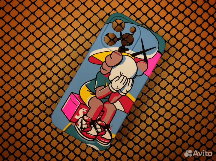 Чехлы на iPhone 13 Pro (Магазин)