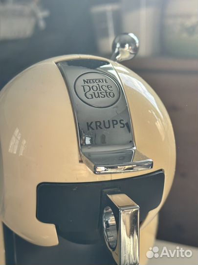 Кофемашина Nescafe dolce gusto