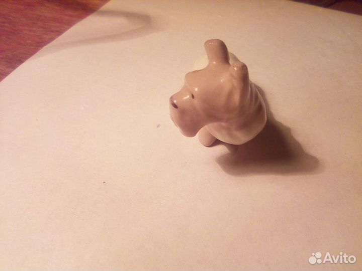 Миниатюрные Фарфоровые фигурки бегемот и собачка