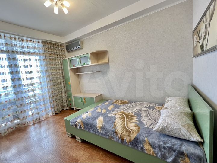 2-к. квартира, 75 м², 12/15 эт.