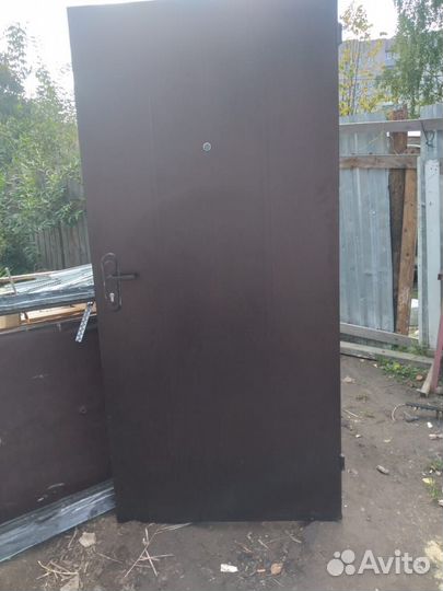 Дверь металлическая