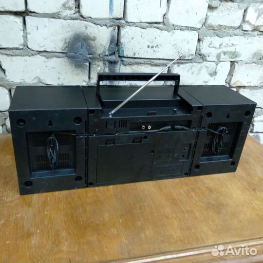 Кассетная магнитола