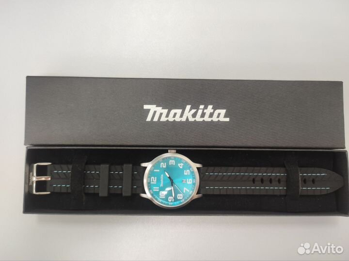 Часы Makita