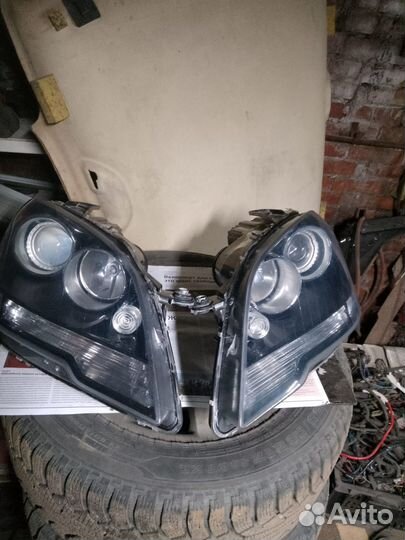 Фара на mercedes ml164 бу