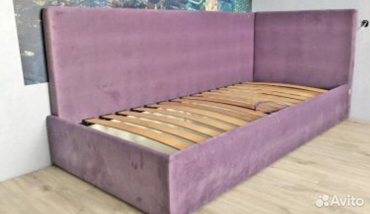 Изготавливаю одно-двуспальные обитые кровати. каче