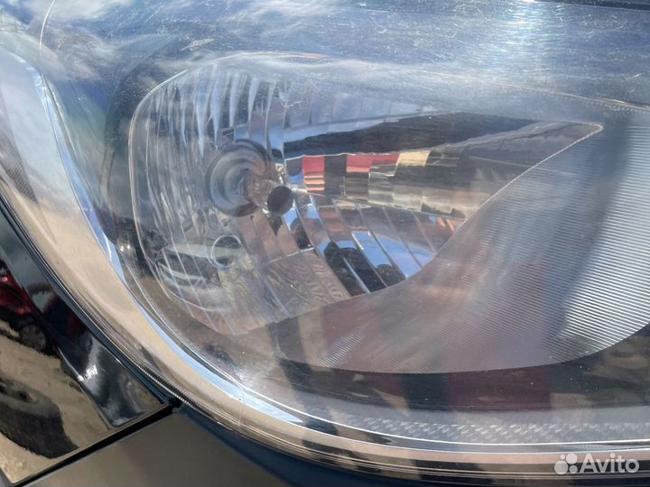 Правая фара на Hyundai solaris 2