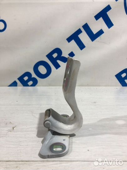 Петля крышки багажника правая opel astra J 1.6 ат