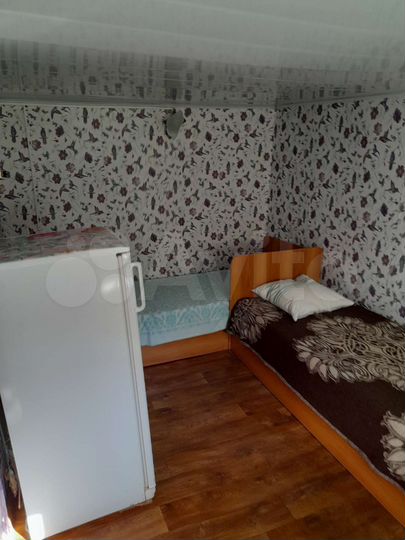 Дом 30 м² на участке 5 сот.