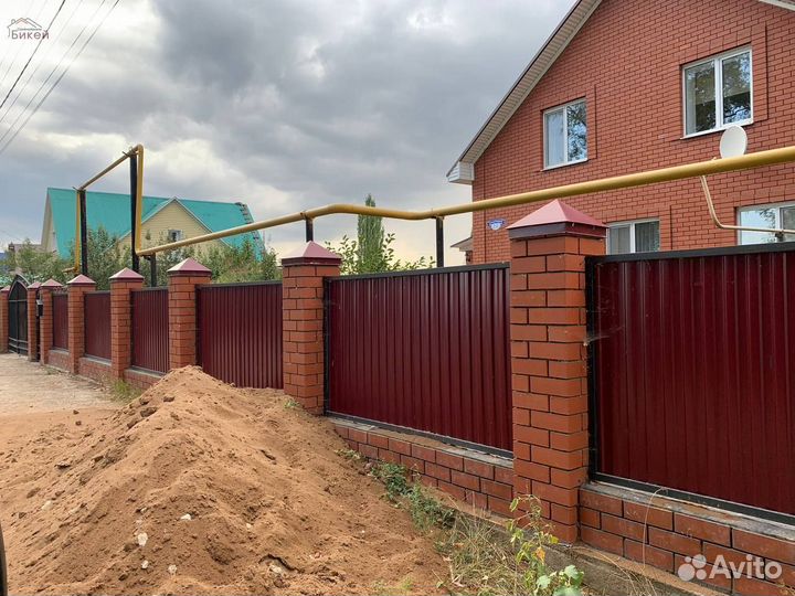 Колпаки на забор