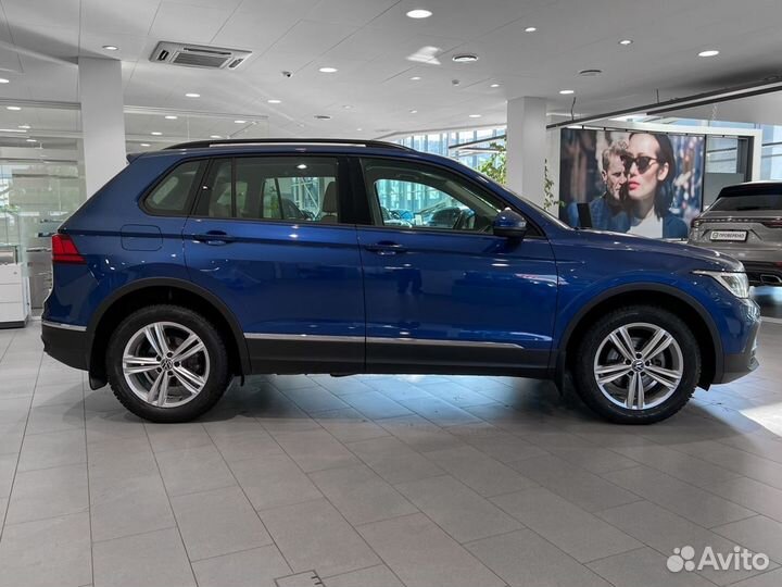 Volkswagen Tiguan 1.4 AMT, 2021, 65 000 км