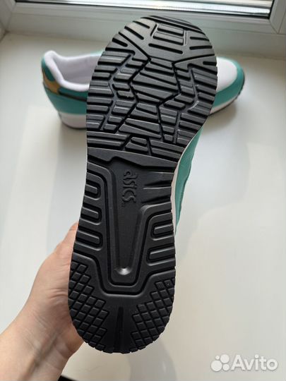 Кроссовки asics мужские 43