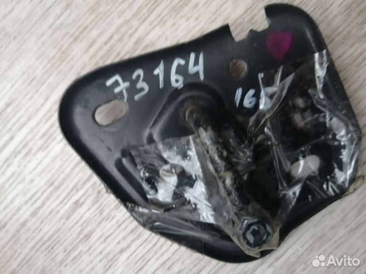 Замок капота audi a7