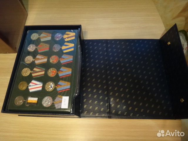 Папки и планшеты под знаки