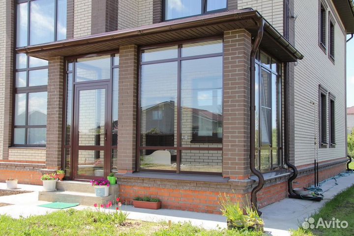 Пластиковая входная группа