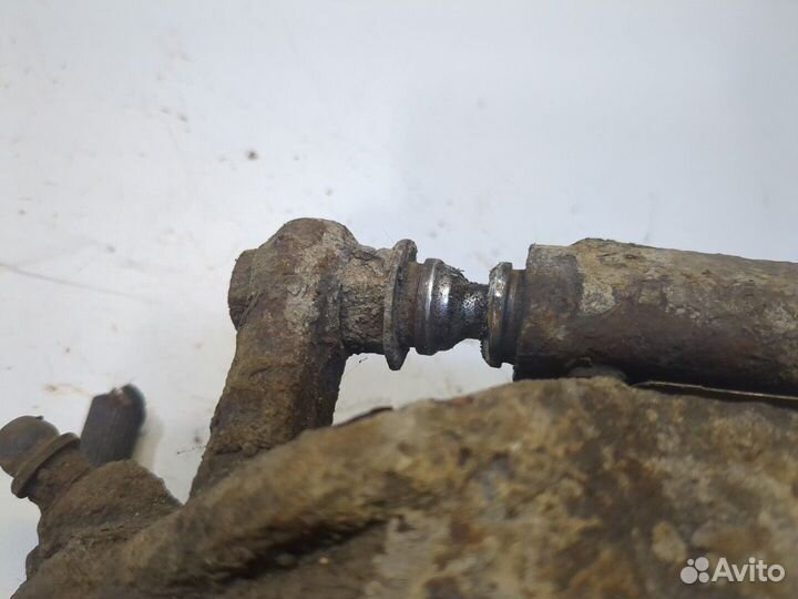 Суппорт Nissan Note E11, 2009