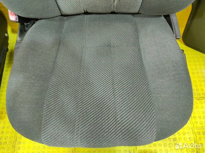 Сиденья комплект Bmw 525I E34 M50B25 2.5 1993