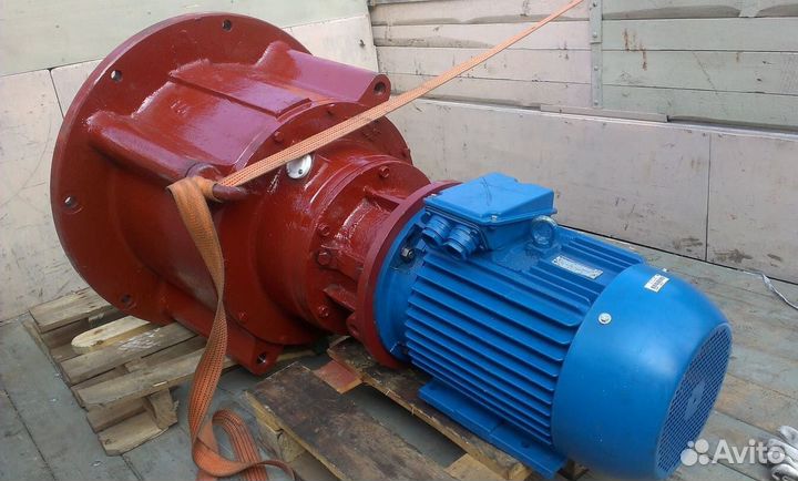 Мотор редуктор