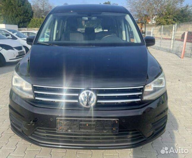 Volkswagen Caddy 2017 г по запчастям
