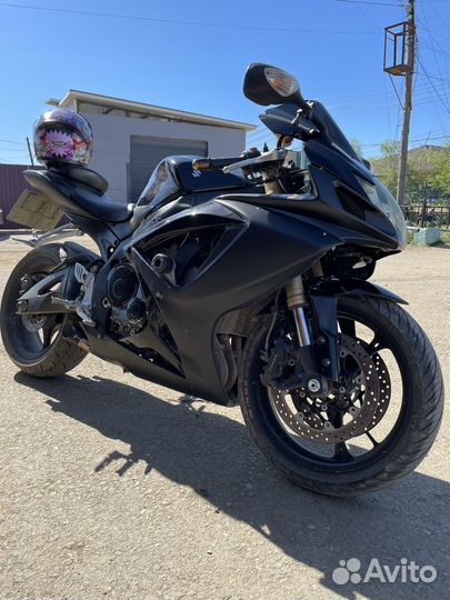 Suzuki GsxR600 K5