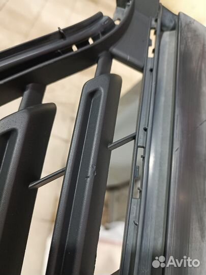 Решетка радиатора Renault Logan 2 Рено Логан 2