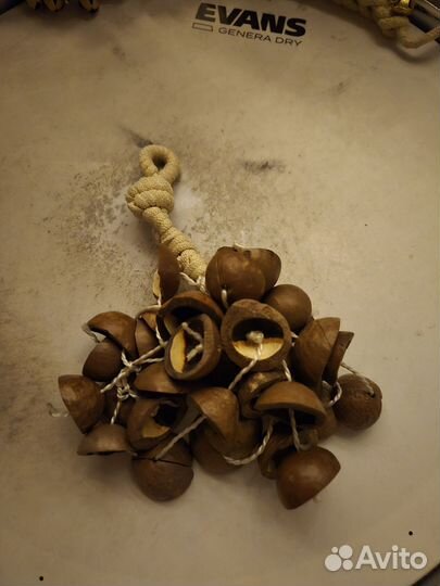 Перкуссия из ореха макадамия