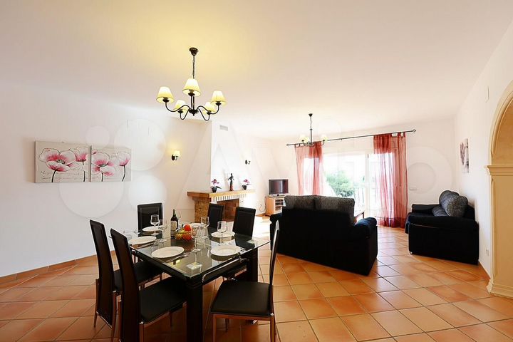 Дом 552 м² (Испания)