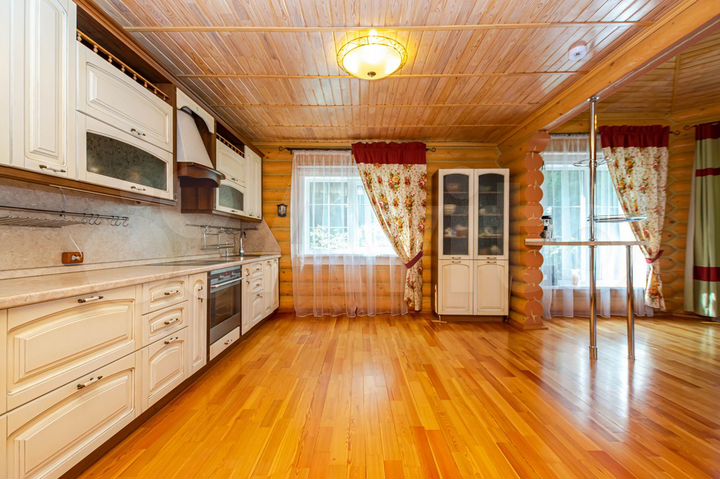 Коттедж 174 м² на участке 13 сот.