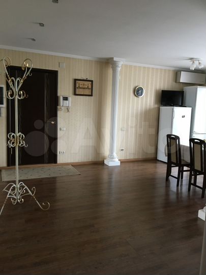 4-к. квартира, 125 м², 3/10 эт.