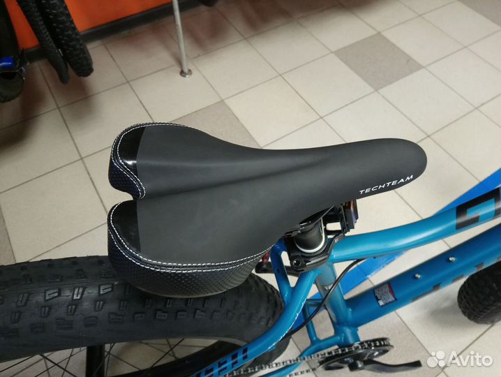 Велосипед фэт байк жирный )