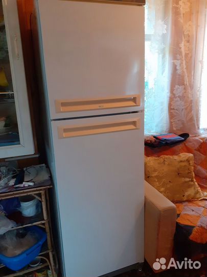 Холодильник Стинол 110