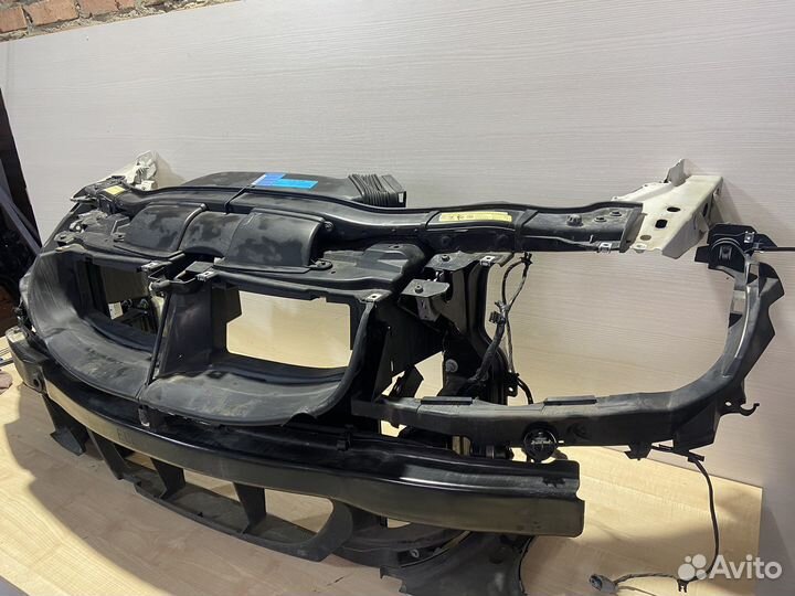 Передняя панель (телевизор)в сборе bmw 3 e90