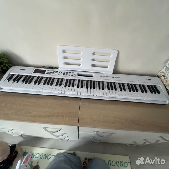 Цифровое пианино