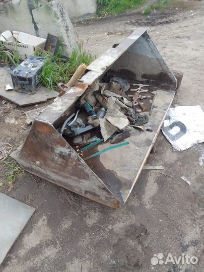 Мини-погрузчик Уралвагонзавод ПУМ-500, 2000