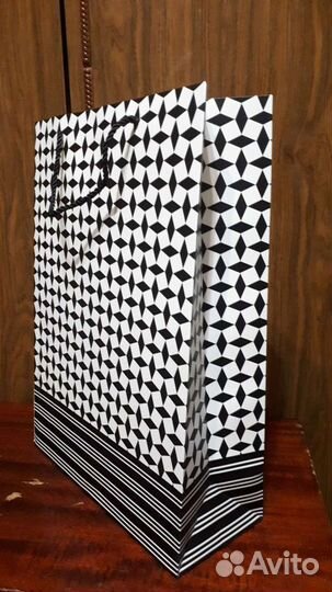 Пакет подарочный картонный