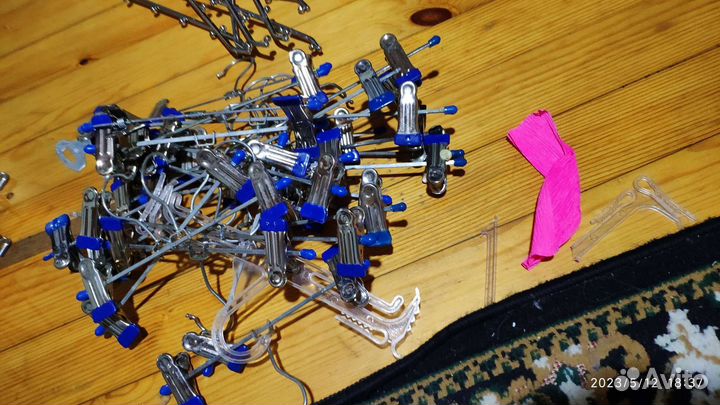 Вешалки для одежды