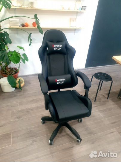 Игровое кресло Emperor Camp черное