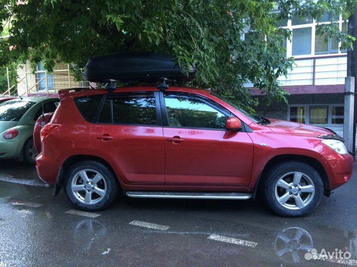 Автобокс багажник на крышу Toyota Rav 4