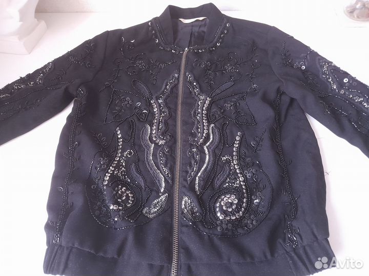 Кофта наряднаяна замке. XS