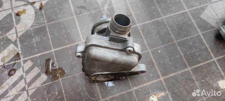 Клапан EGR m 272 левый и правый