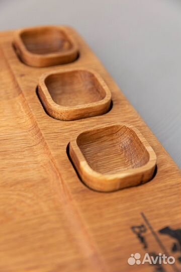 Разделочная и сервировочная доска из дуба большая