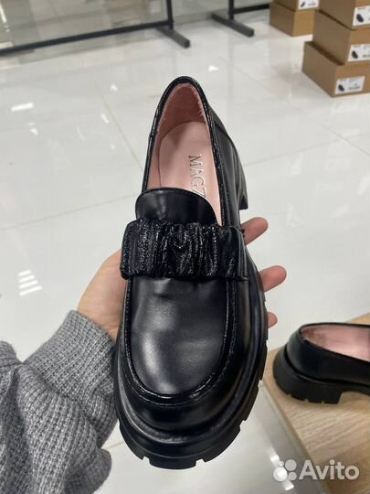 Женская обувь